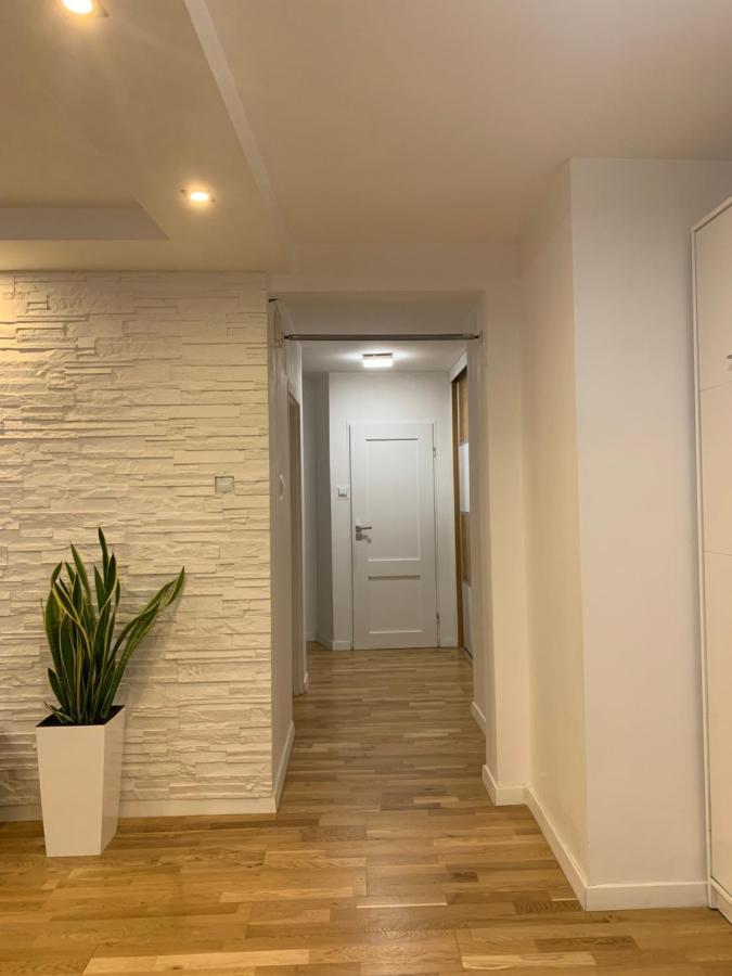 P&D Apartament W Okolicy Dworca Zachodni Lägenhet Warszawa Exteriör bild