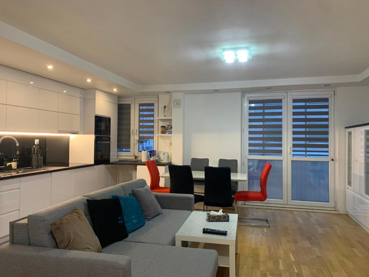 P&D Apartament W Okolicy Dworca Zachodni Lägenhet Warszawa Exteriör bild