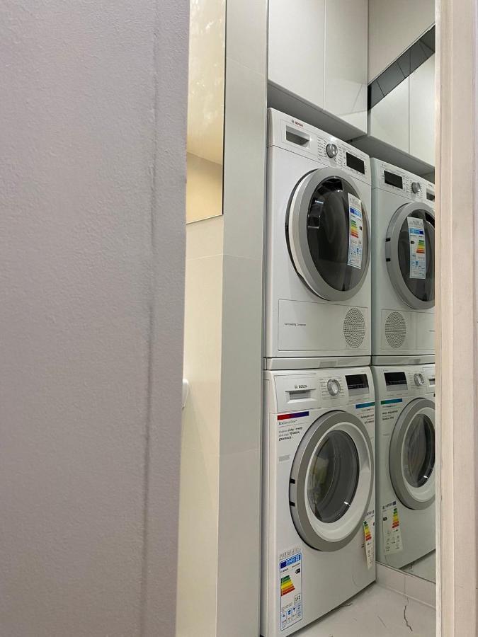P&D Apartament W Okolicy Dworca Zachodni Lägenhet Warszawa Exteriör bild