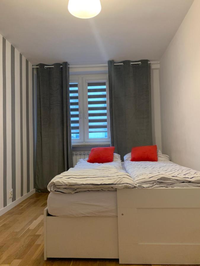 P&D Apartament W Okolicy Dworca Zachodni Lägenhet Warszawa Exteriör bild
