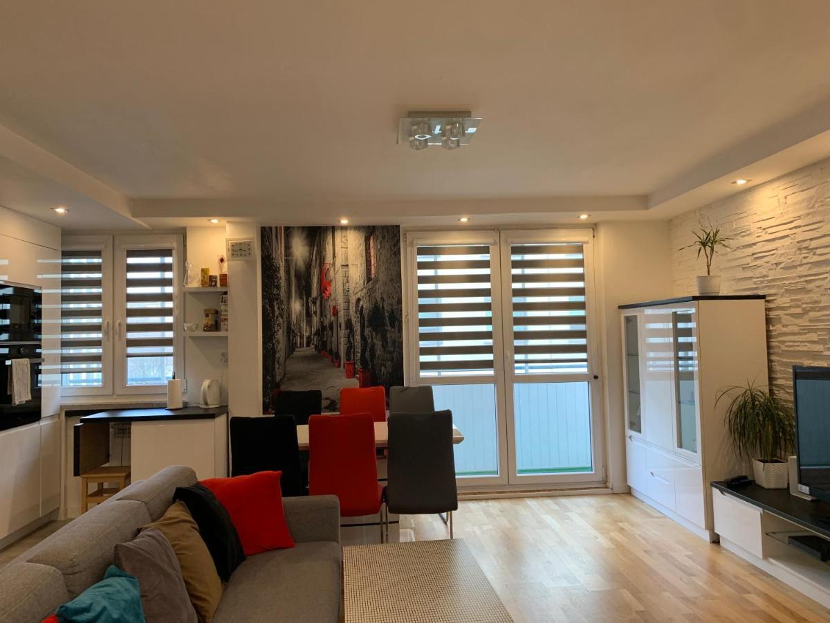 P&D Apartament W Okolicy Dworca Zachodni Lägenhet Warszawa Exteriör bild
