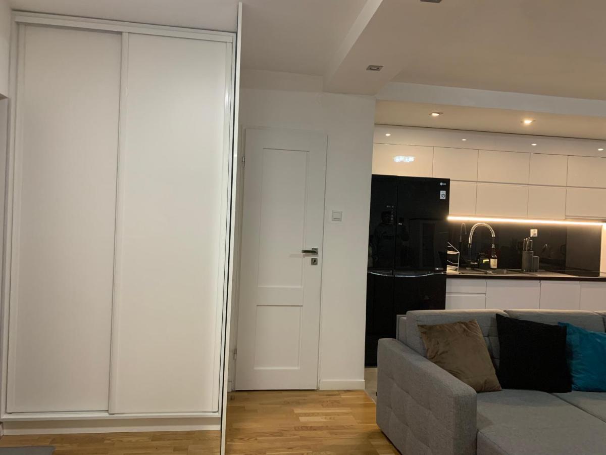 P&D Apartament W Okolicy Dworca Zachodni Lägenhet Warszawa Exteriör bild